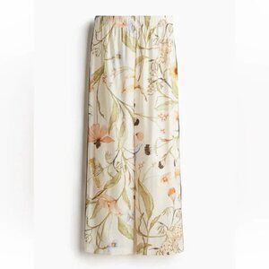 NWT H&M Piping-Detail Pants